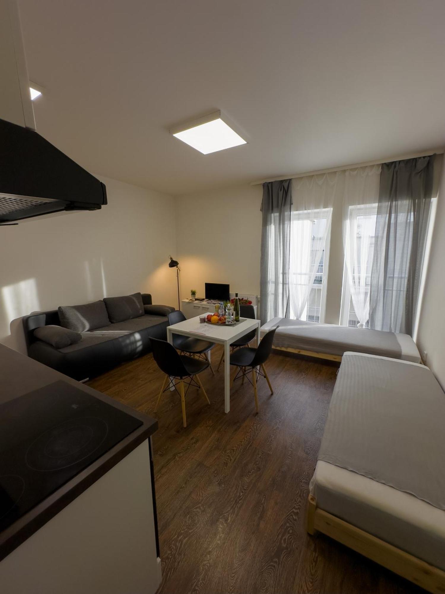 Haas Apartments Downtown With Parking Brno Exterior foto